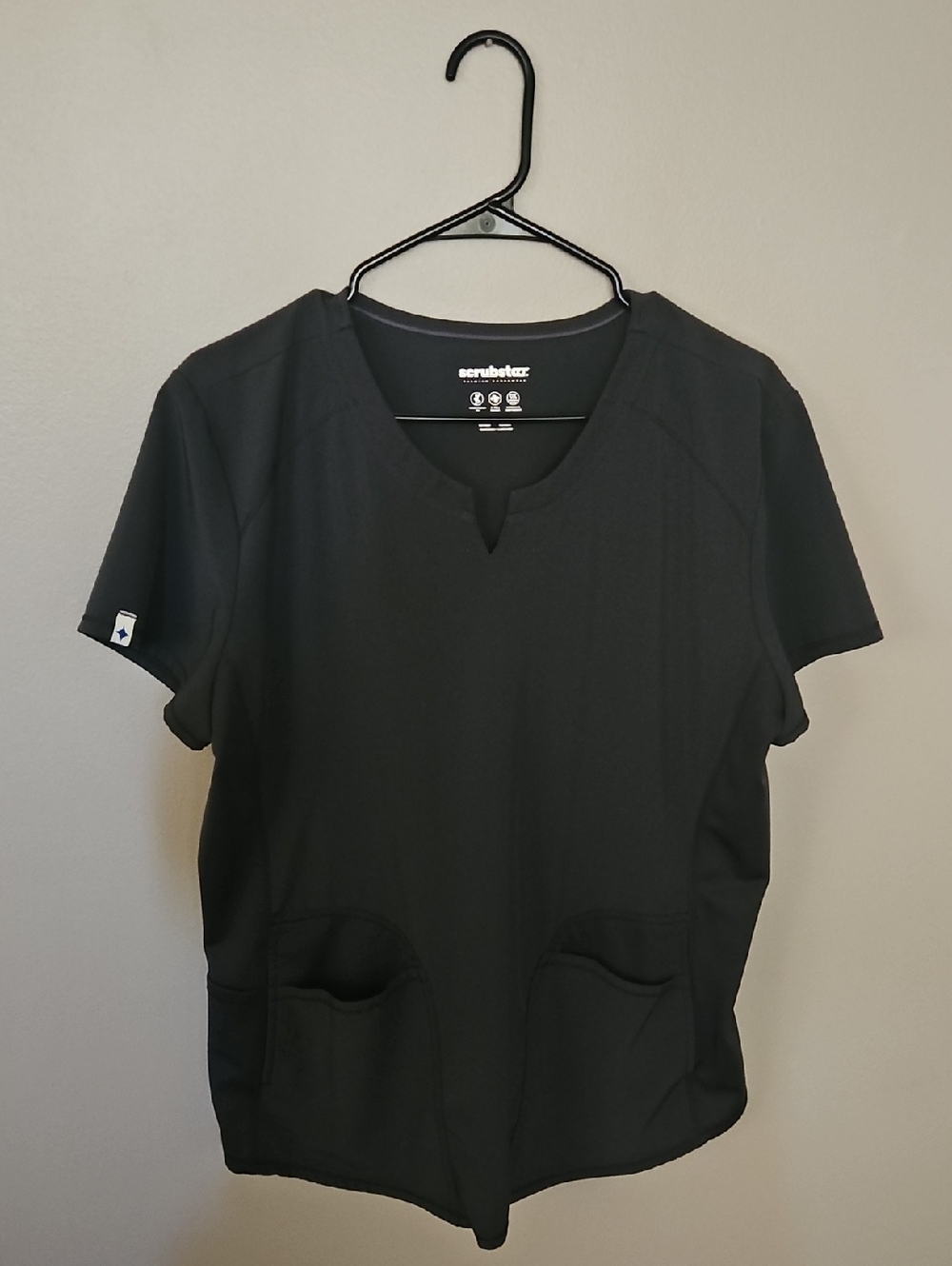 Scrubstar Gray V-Neck Medical Scrub Top And Straight Leg Cargo Pants